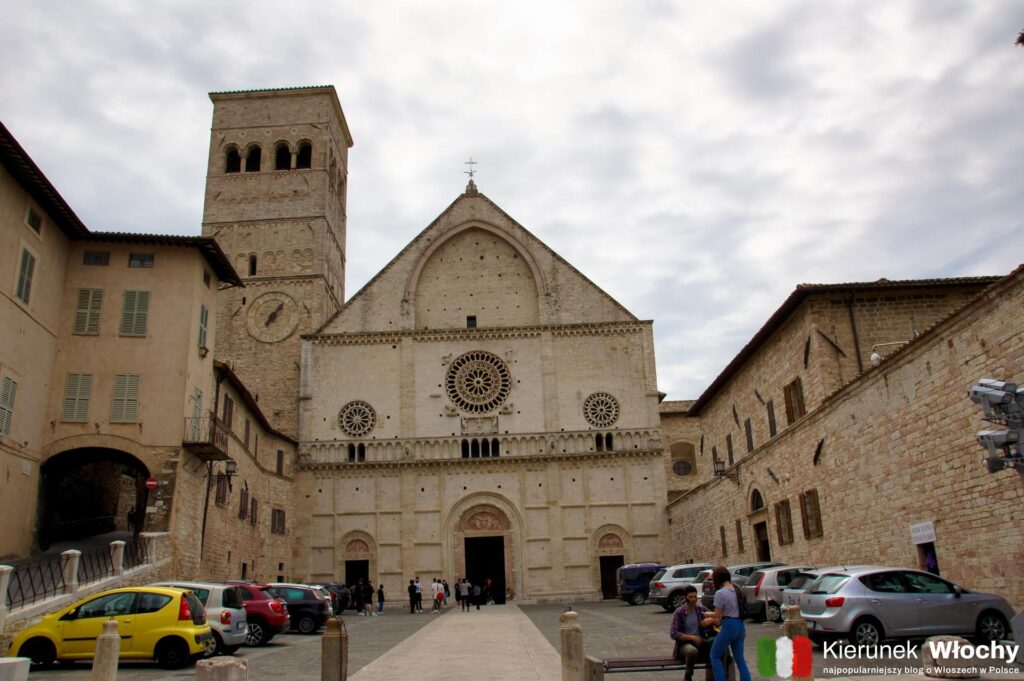 Katedra w Asyżu, Umbria, Włochy (fot. Łukasz Ropczyński, kierunekwlochy.pl)