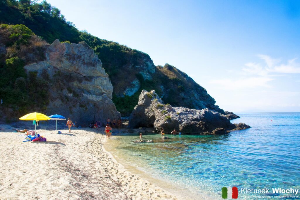 Spiaggia dell'Arco, Capo Vaticano, Kalabria, Włochy (fot. Łukasz Ropczyński, kierunekwlochy.pl)