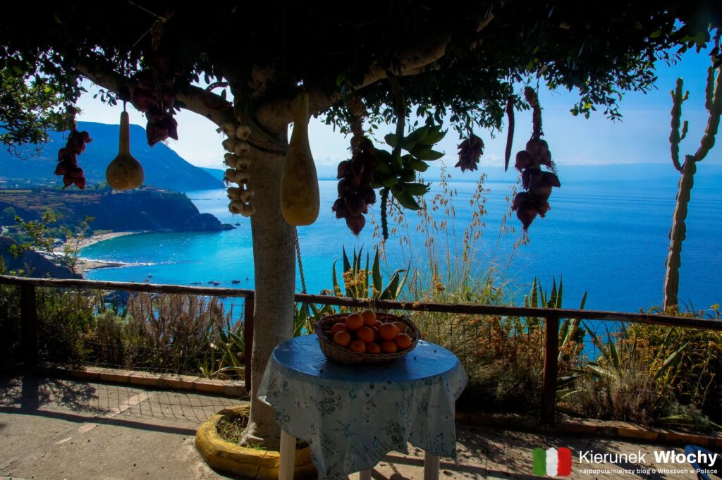 "Terrazza panoramica", Capo Vaticano, Kalabria, Włochy (fot. Łukasz Ropczyński, kierunekwlochy.pl)