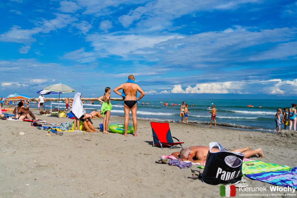 darmowa plaża w Eraclea Mare, Wenecja Euganejska, Włochy (fot. Łukasz Ropczyński, kierunekwlochy.pl)