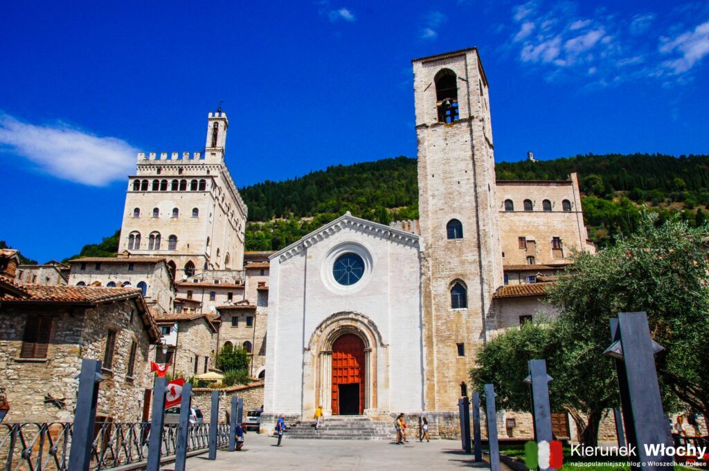 kościół San Giovanni Battista, Gubbio, Umbria, Włochy (fot. Łukasz Ropczyński, kierunekwlochy.pl)