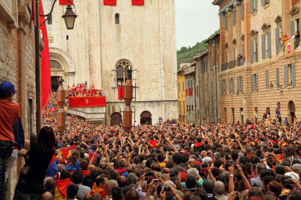 co roku 15 maja w Gubbio odbywa się Festa dei Ceri, czyli wyścig świec (fot. Malgorzata Kistryn, pl.depositphotos.com)