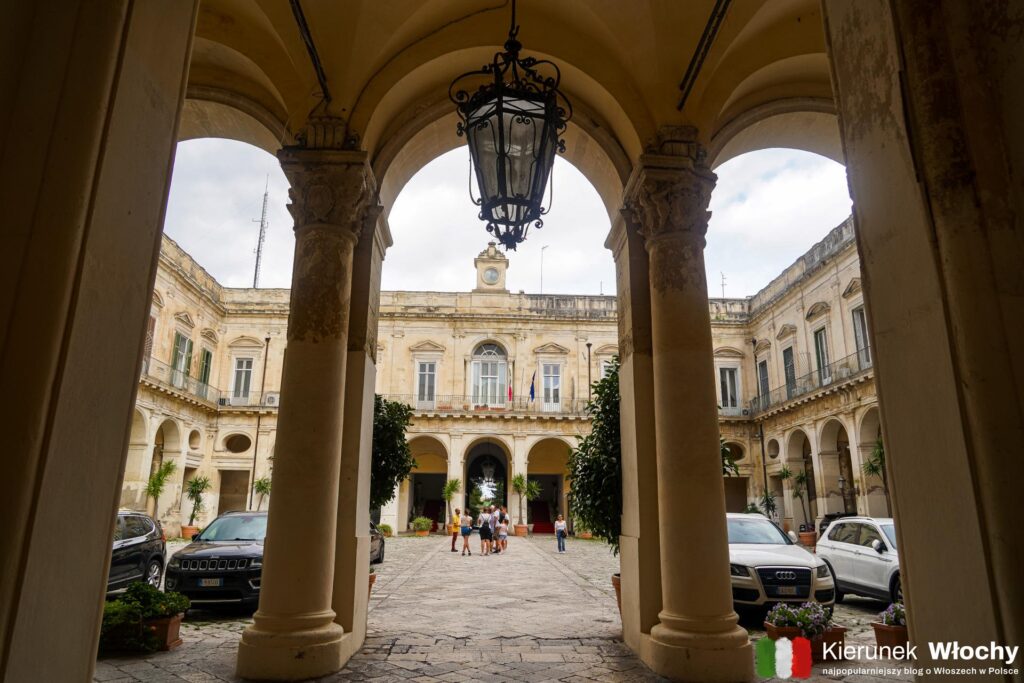 Palazzo dei Celestini, Lecce, Apulia, Włochy (fot. Łukasz Ropczyński, kierunekwlochy.pl)