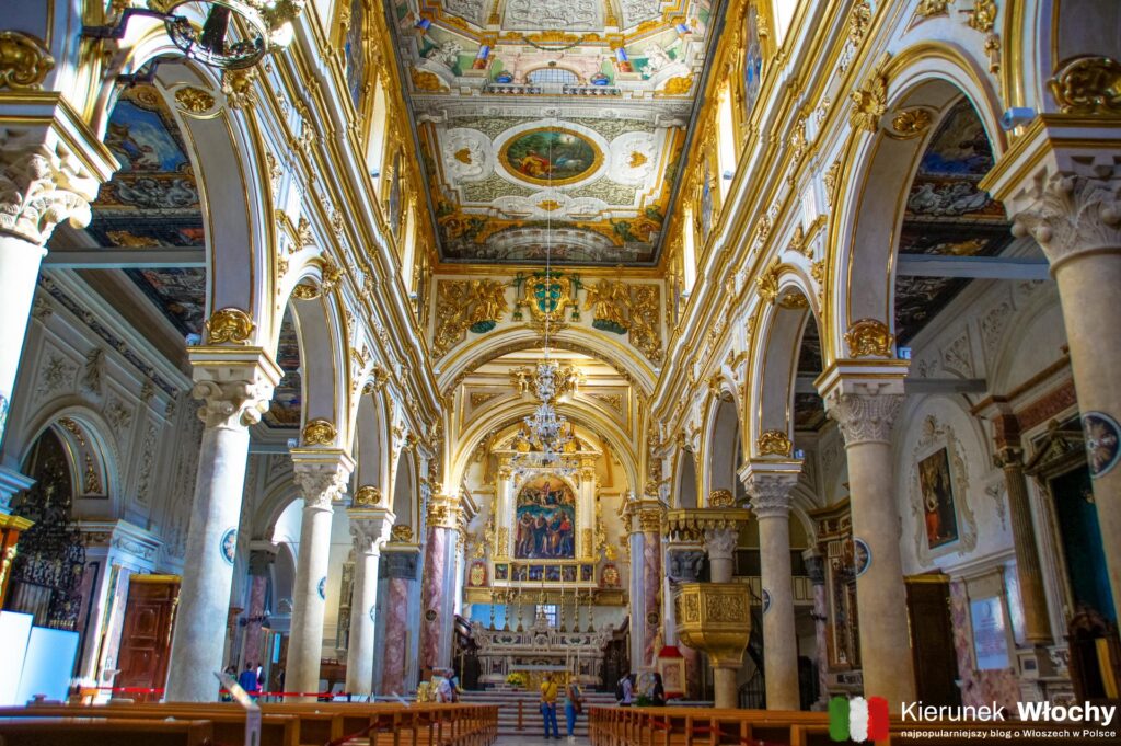 barokowe wnętrze katedry w Materze, Bazylikata, Włochy (fot. Łukasz Ropczyński, kierunekwlochy.pl)