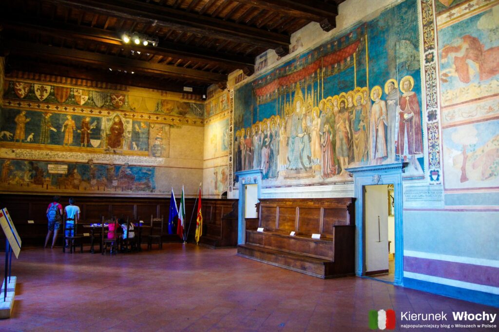 wnętrze Palazzo Comunale w San Gimignano, Toskania, Włochy (fot. Łukasz Ropczyński, kierunekwlochy.pl)