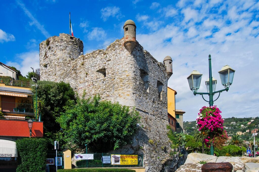 Castello di Santa Margherita Ligure został zbudowany w niespełna rok