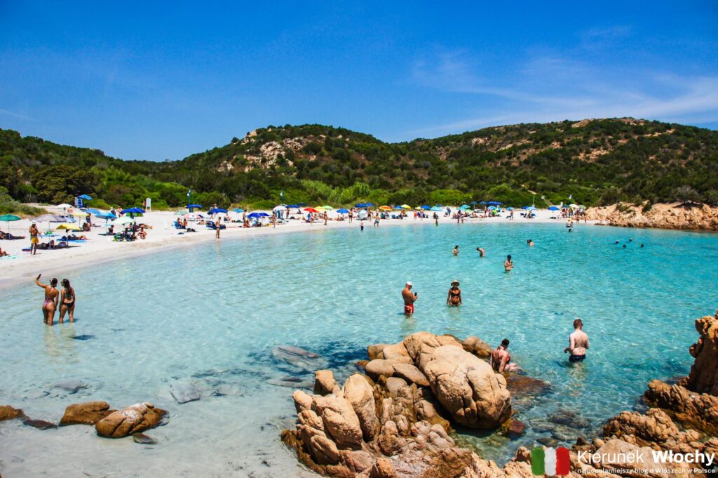 Spiaggia del Principe, nazywana też plażą Poltu Di Li Cogghj niedaleko Porto Cervo na Costa Smeralda, Sardynia (fot. Łukasz Ropczyński, kierunekwlochy.pl)
