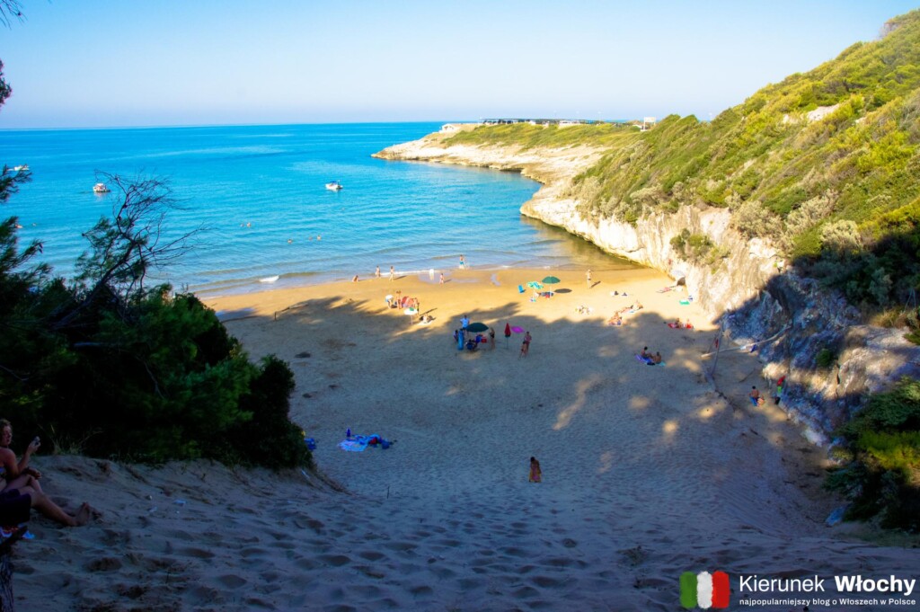 plaża Stretta koło Vieste, półwysep Gargano, Włochy (fot. Łukasz Ropczyński, kierunekwlochy.pl)