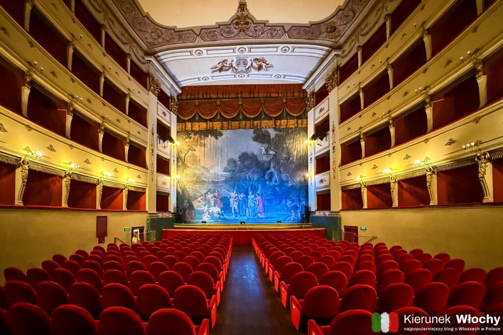 Teatr Persio Flacco, Volterra, Toskania, Włochy (fot. Łukasz Ropczyński, kierunekwlochy.pl)