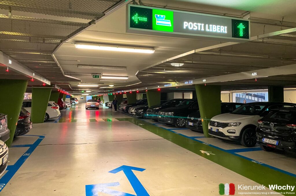 podziemny Parcheggio Cittadella to nasz ulubiony parking w centrum, Werona, Włochy (fot. Łukasz Ropczyński, kierunekwlochy.pl)