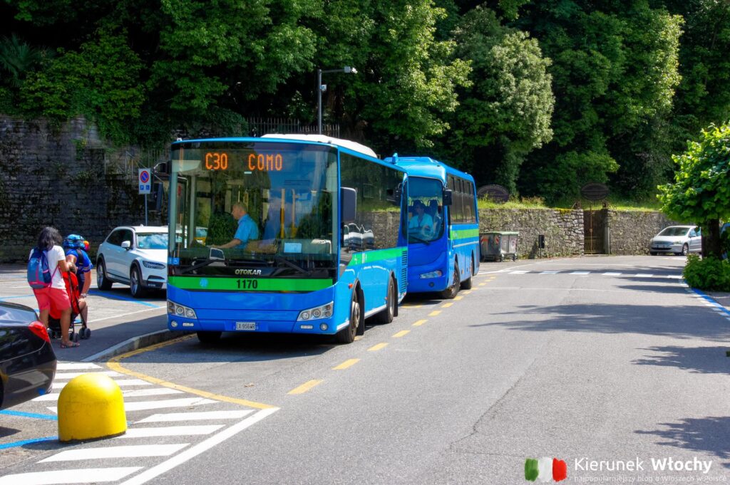 autobus linii C30 łączy Bellagio z miastem Como, Lombardia, Włochy (fot. Łukasz Ropczyński, kierunekwlochy.pl)