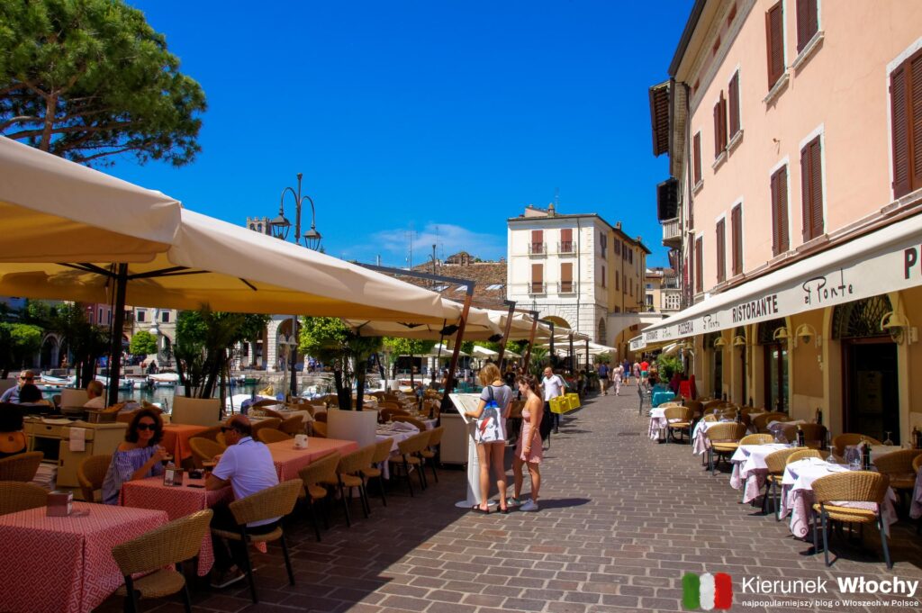 Porto Vecchio w Desenzano del Garda, jezioro Garda, Włochy (fot. Łukasz Ropczyński, kierunekwlochy.pl)