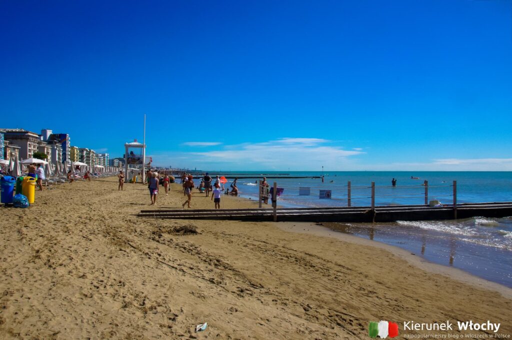 plaża w Lido di Jesolo, wybrzeże Adriatyku, Włochy (fot. Łukasz Ropczyński, kierunekwlochy.pl)