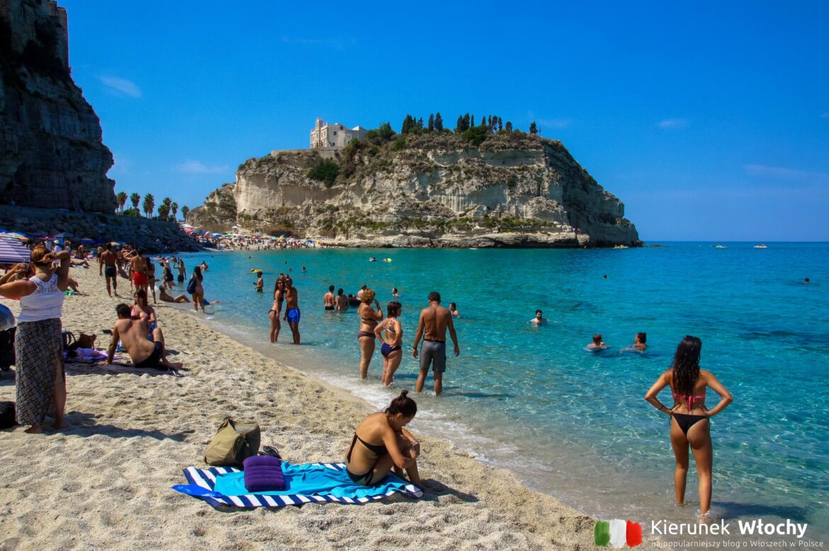 włoskie wybrzeże, Tropea, Kalabria, Włochy (fot. Łukasz Ropczyński, kierunekwlochy.pl)