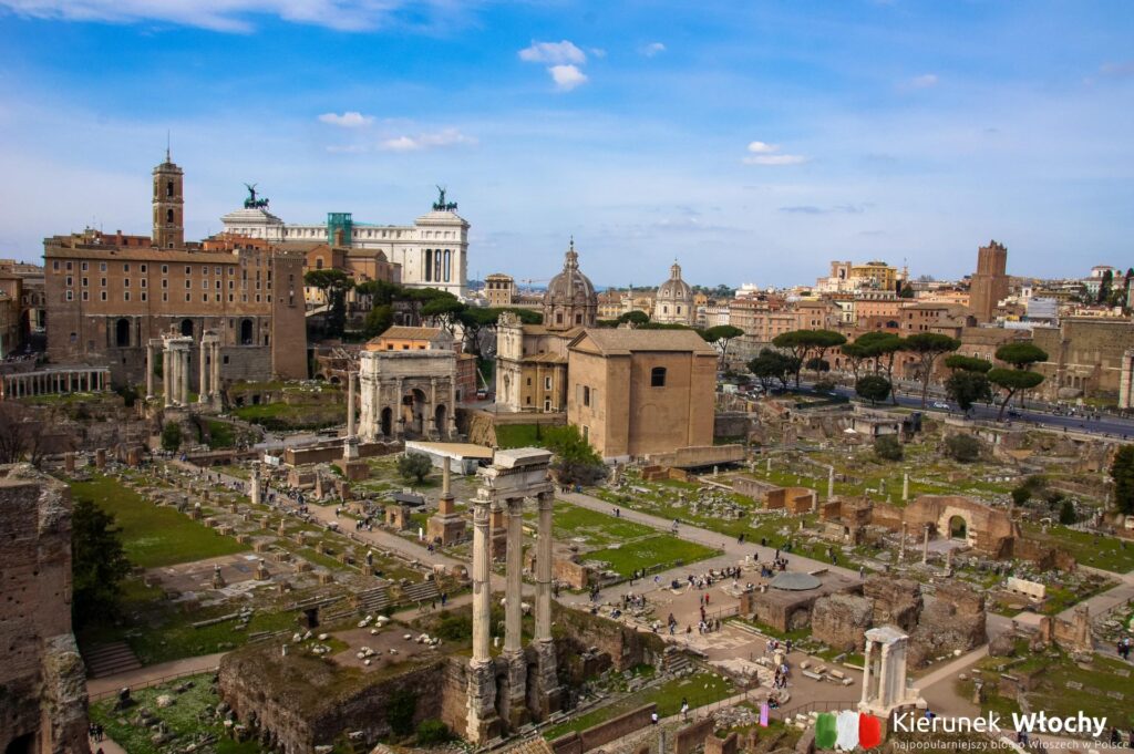 widok z Palatynu na Forum Romanum, Rzym, Włochy (fot. Łukasz Ropczyński, kierunekwlochy.pl)