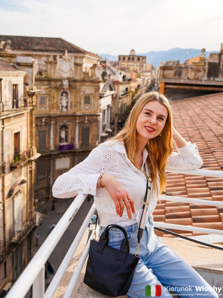 widok z tarasu na dachu hotelu B&B Hotel Palermo Quattro Canti, Sycylia, Włochy (fot. Łukasz Ropczyński, kierunekwlochy.pl)