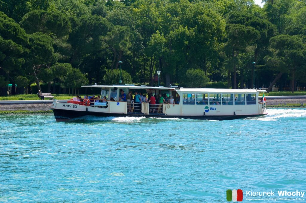 tramwaj wodny ACTV na lagunie weneckiej, Punta Sabbioni, Włochy (fot. Łukasz Ropczyński, kierunekwlochy.pl)