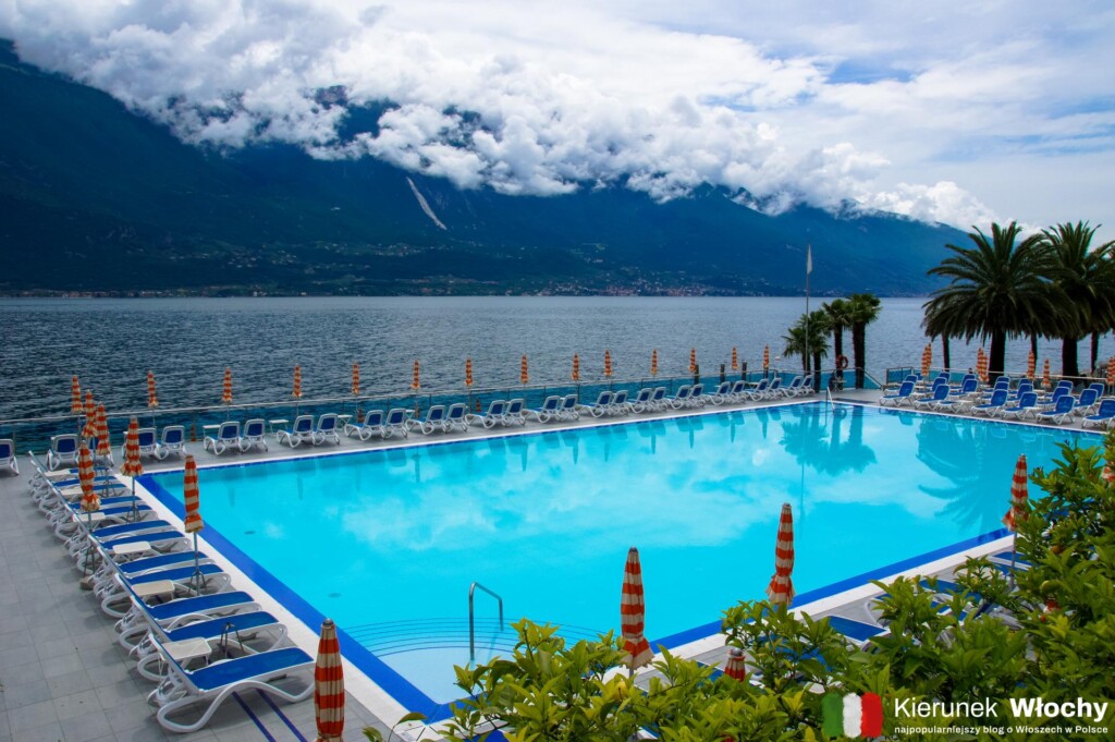 basen Hotelu Ideal**** w Limone sul Garda, noclegi nad jeziorem Garda (fot. Łukasz Ropczyński, kierunekwlochy.pl)