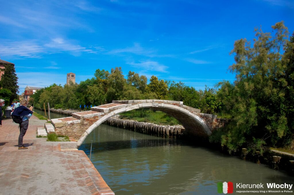 Diabelski Most na wyspie Torcello, Wenecja, Włochy (fot. Łukasz Ropczyński, kierunekwlochy.pl)
