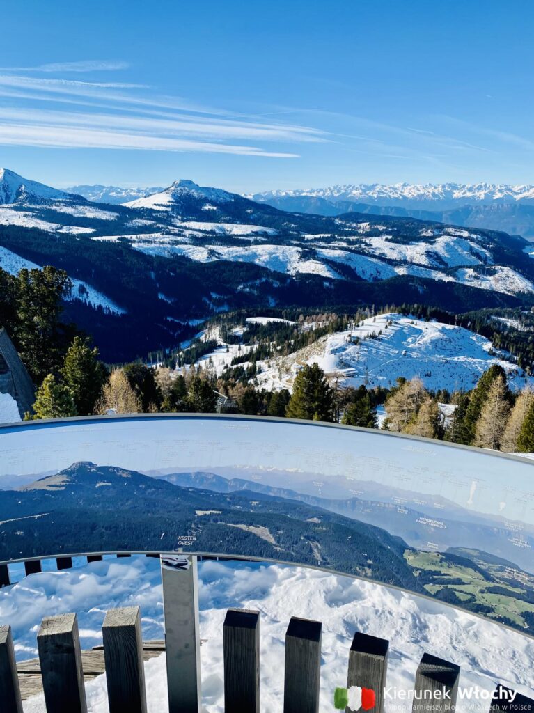 punkt widokowy Latemar 360° w Obereggen, platforma znajduje się na wysokości 2200 m n.p.m. (fot. Łukasz Ropczyński, kierunekwlochy.pl)
