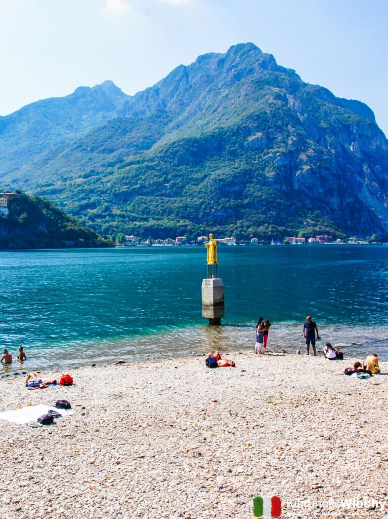 plaża w centrum Lecco, jezioro Como, Włochy (fot. Łukasz Ropczyński, kierunekwlochy.pl)
