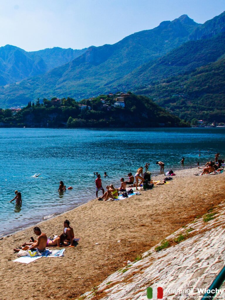 plaża w centrum Lecco, jezioro Como, Włochy (fot. Łukasz Ropczyński, kierunekwlochy.pl)
