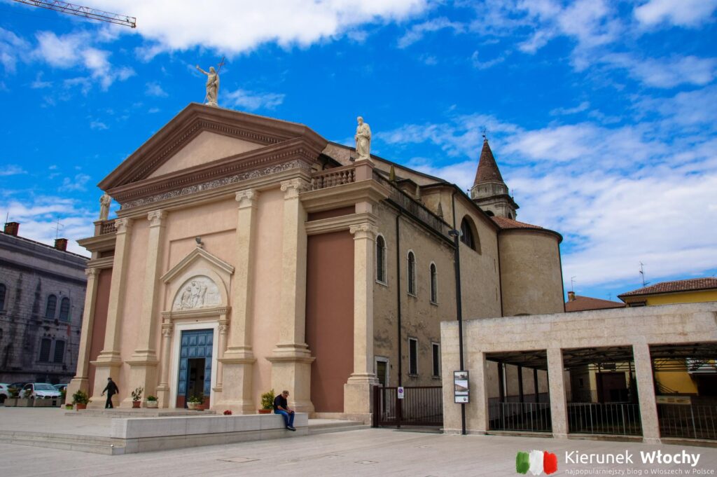 kościół San Martino w Peschiera del Garda, Włochy (fot. Łukasz Ropczyński, kierunekwlochy.pl)
