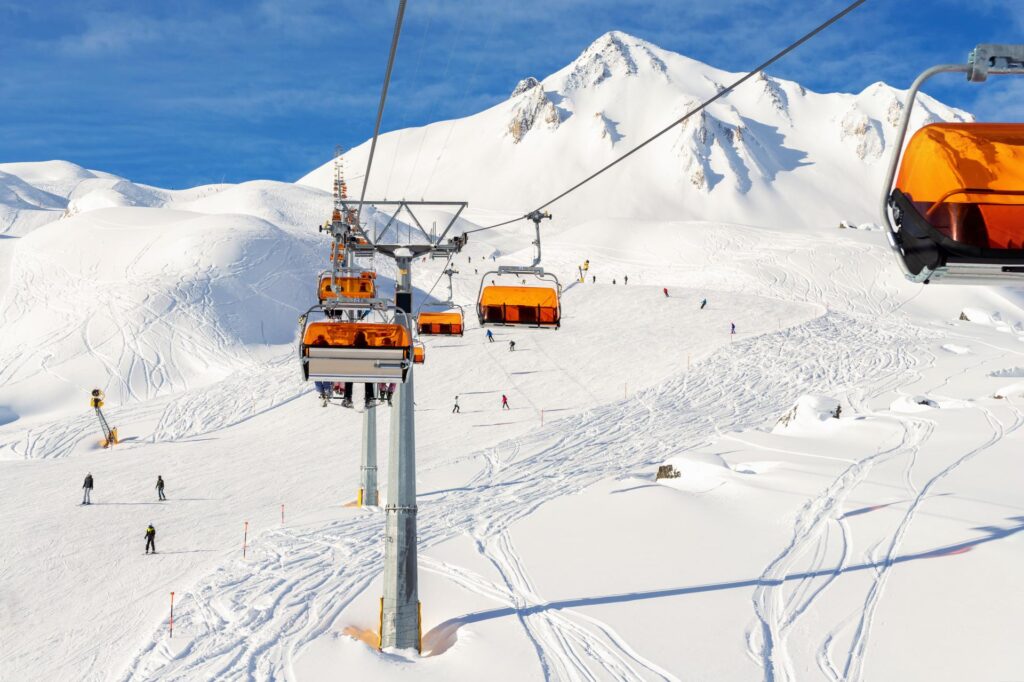 stok narciarski we włoskich Dolomitach, jak ograniczyć koszt wyjazdu na narty do Włoch