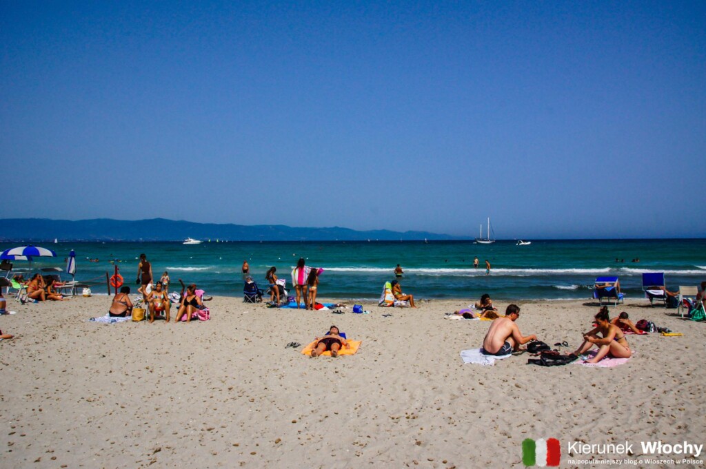 plaża Poetto w Cagliari, Sardynia, Włochy (fot. Łukasz Ropczyński, kierunekwlochy.pl)