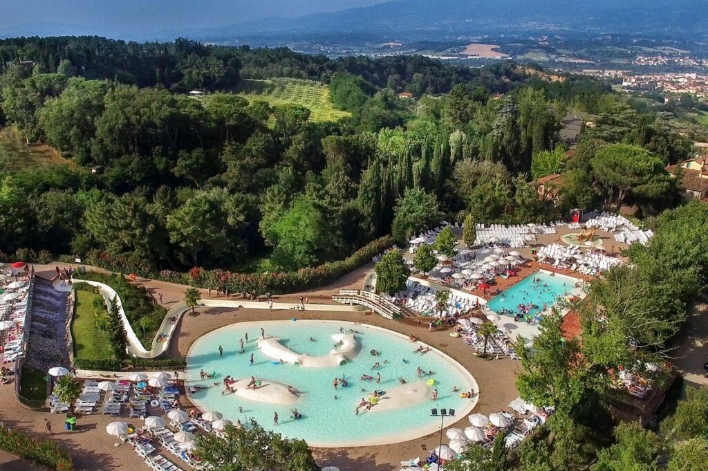 kemping Norcenni Girasole Club**** w Toskanii we Włoszech (fot. materiały Roan Luxury Camping Holidays)