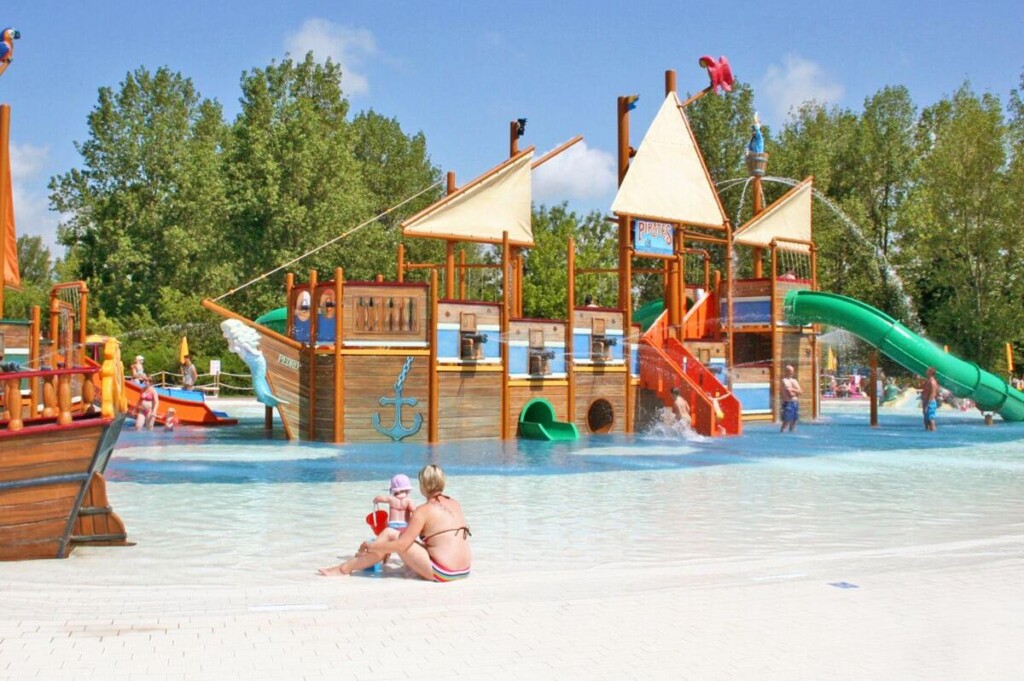 kemping Pra'delle Torri**** na wybrzeżu Adriatyku we Włoszech (fot. materiały Roan Luxury Camping Holidays)
