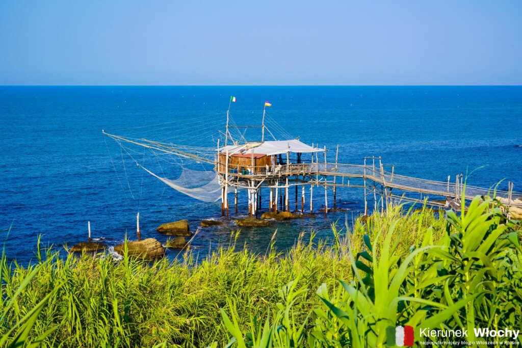 Trabocco Punta Tufano znajduje się niespełna 3 km od centrum Marina di San Vito, Costa dei Trabocchi, wybrzeże Abruzji, Włochy (fot. Łukasz Ropczyński, kierunekwlochy.pl)