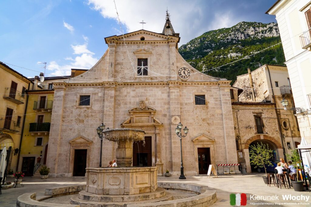 XIII-wieczny kościół Santa Maria Maggiore w Pacentro, Abruzja, Włochy (fot. Łukasz Ropczyński, kierunekwlochy.pl)