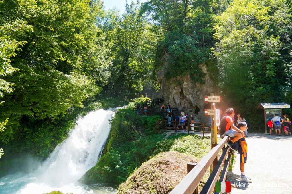 ścieżka numer 2, wodospad w Umbrii Cascata delle Marmore (fot. Łukasz Ropczyński, kierunekwlochy.pl)
