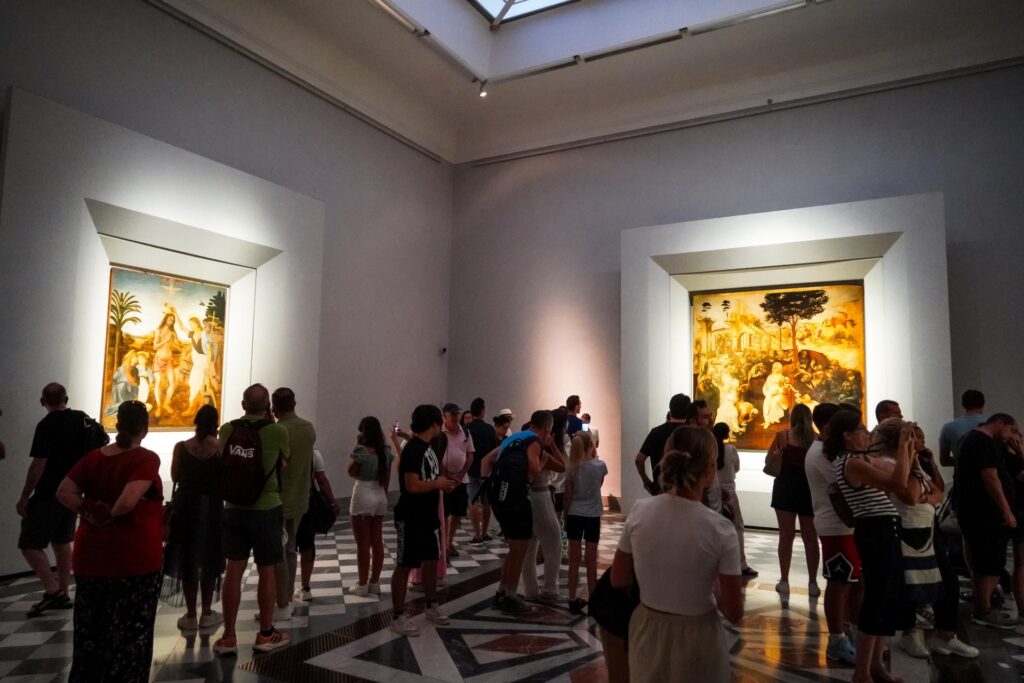 sala A35 w Uffizi, w której znajdują się dzieła Leonarda da Vinci (fot. Łukasz Ropczyński, kierunekwlochy.pl)