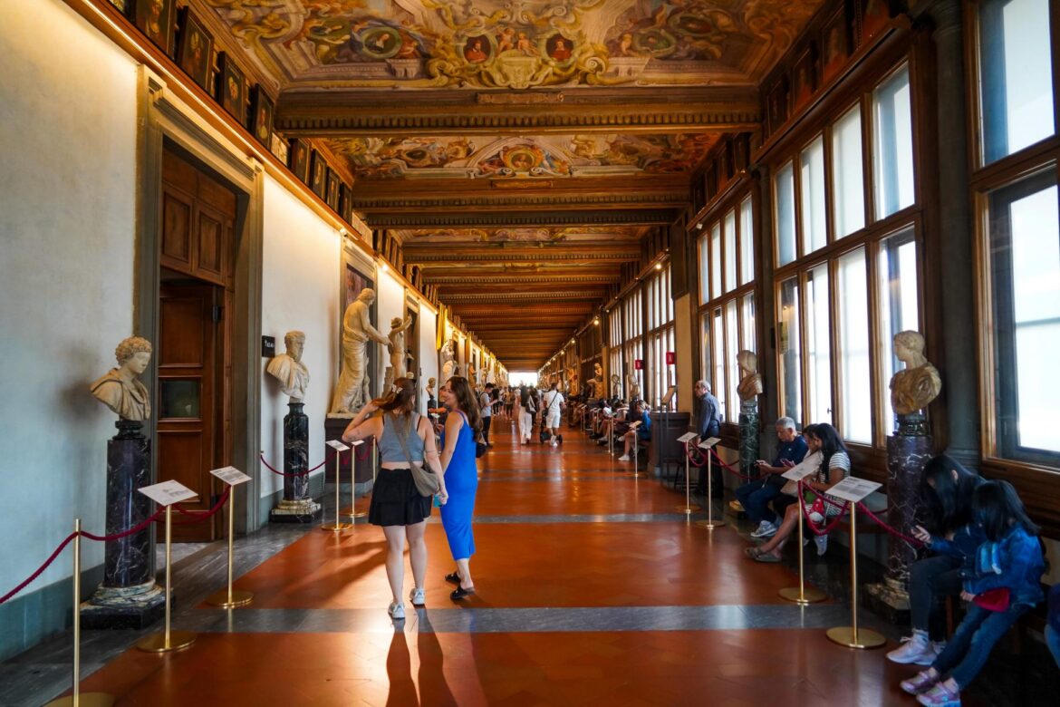 Galeria Uffizi w 2025 r. w praktyce – 14 najważniejszych dzieł, które musisz zobaczyć (fot. Łukasz Ropczyński, kierunekwlochy.pl) Galeria Uffizi w 2025 r. w praktyce – 14 najważniejszych dzieł, które musisz zobaczyć (fot. Łukasz Ropczyński, kierunekwlochy.pl)