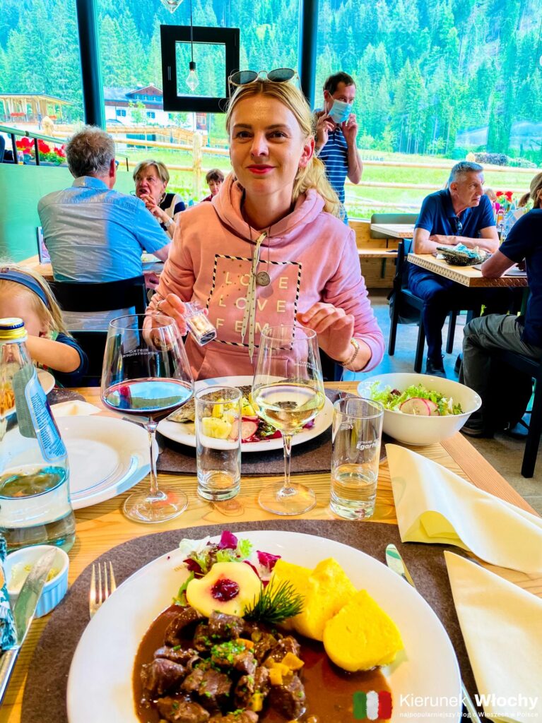 w Bistro Bergsteiger w Sexten / Sesto, Południowy Tyrol / Südtirol, Włochy (fot. Łukasz Ropczyński, kierunekwlochy.pl)