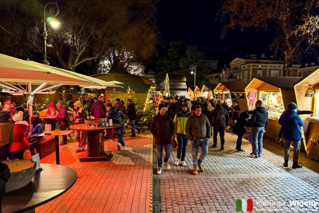 świąteczny jarmark w Merano, Południowy Tyrol, Włochy (fot. Łukasz Ropczyński, kierunekwlochy.pl)