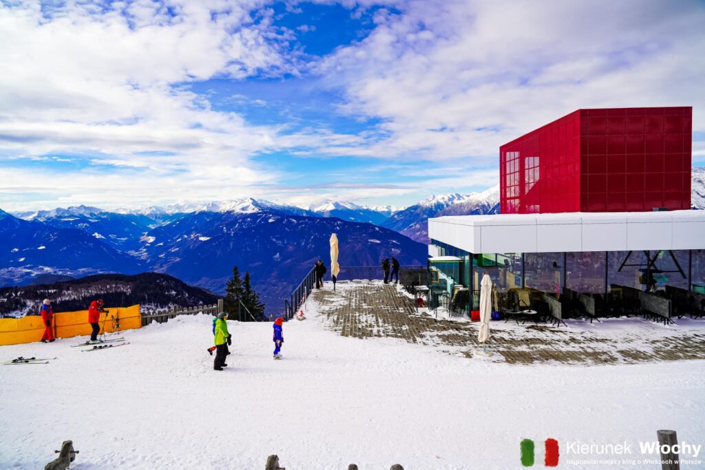 górna stacja kolejki na płaskowyż Merano 2000, Południowy Tyrol, Włochy (fot. Łukasz Ropczyński, kierunekwlochy.pl)