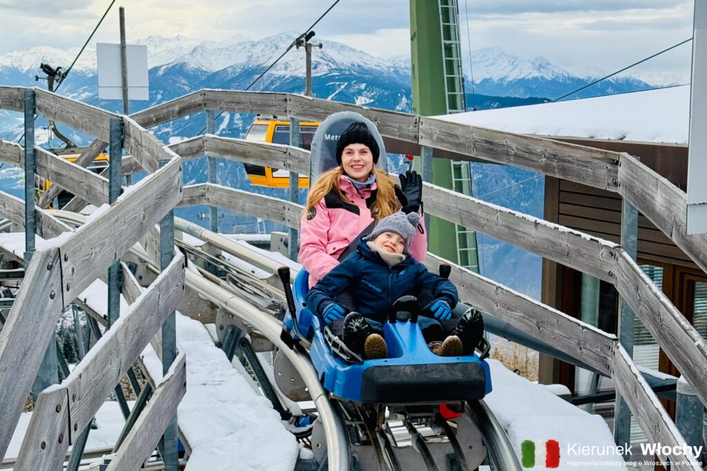 przejażdżka po torze Alpin Bob to świetna zabawa dla całej rodziny, Merano 2000, Południowy Tyrol, Włochy (fot. Łukasz Ropczyński, kierunekwlochy.pl)