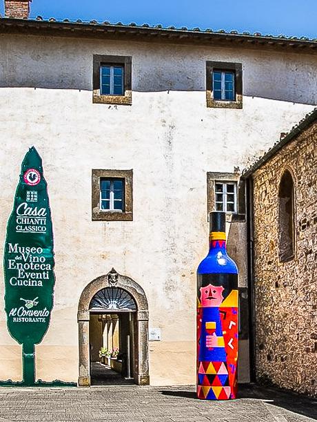 Casa Chianti Classico mieści się w budynku zabytkowego klasztoru
