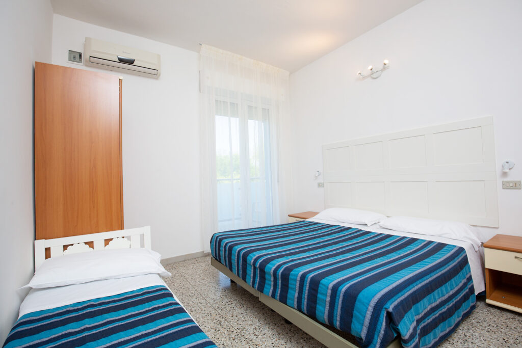 do wyboru są klasyczne pokoje 2-osobowe, a także pokoje rodzinne na 4 lub 5 osób (fot. Hotel Helios)