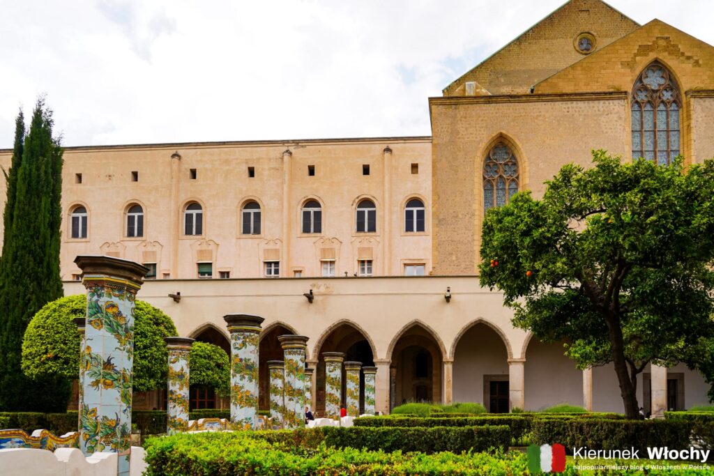 Klasztor św. Klary (Complesso Monumentale di Santa Chiara), Neapol, Kampania, Włochy (fot. Łukasz Ropczyński, kierunekwlochy.pl)