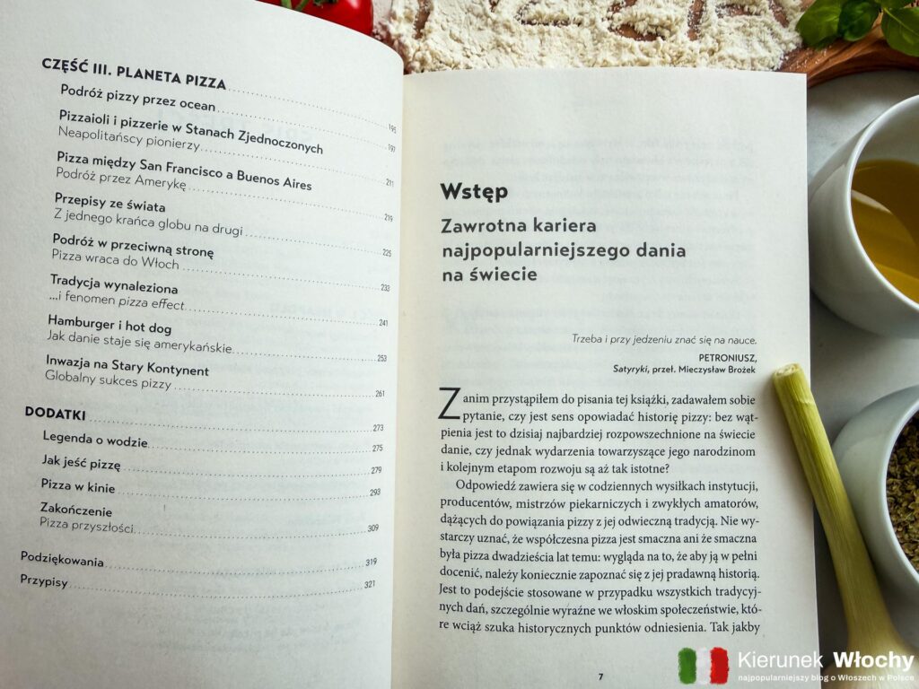 "Historia pizzy od Neapolu do Hollywood" to lektura zarówno dla żądnych wiedzy o jedzeniu, jak i dla każdego, kto ceni sobie włoskie inspiracje kulturowe (fot. Łukasz Ropczyński, kierunekwlochy.pl)